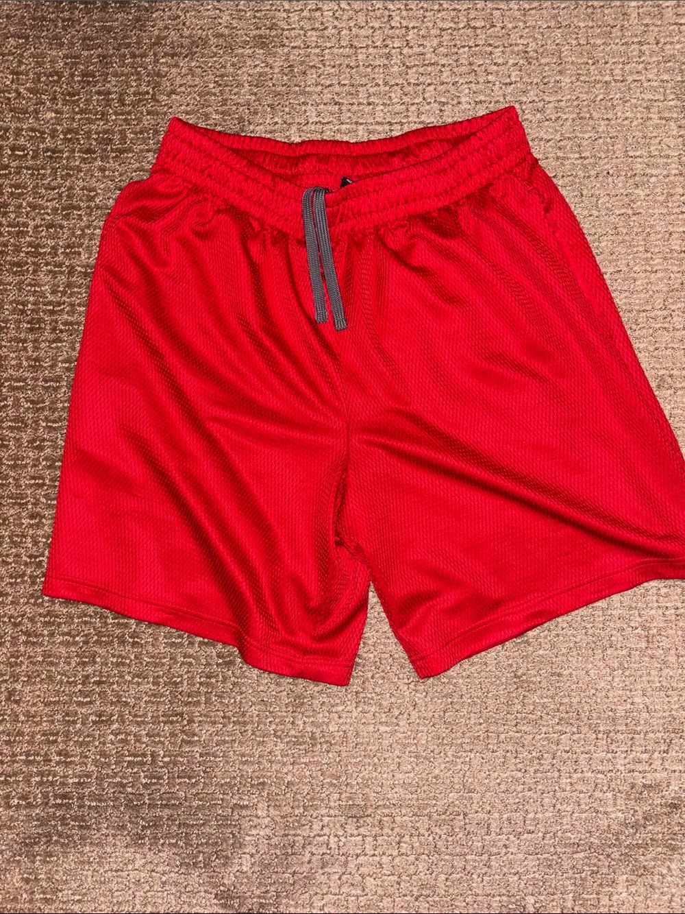 Athletic Works Red Mesh Athletic Shorts Men’s Medium